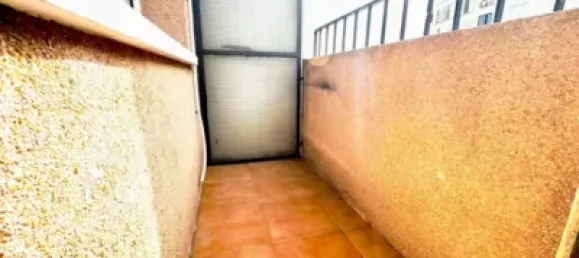 Apartamento T3 em L'Hospitalet de Llobregat, Spain N.º 142248 13