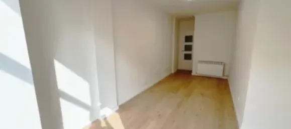 Apartamento T3 em L'Hospitalet de Llobregat, Spain N.º 142248 15