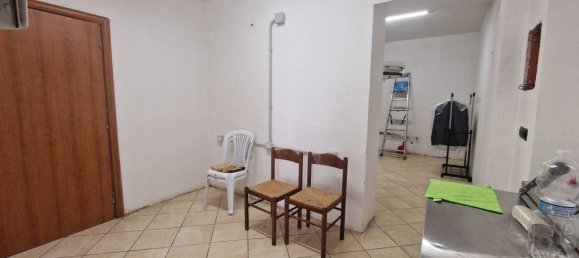 Коммерческая недвижимость с 2 комнатами в Фьяно Романо, Италия № 308486 11