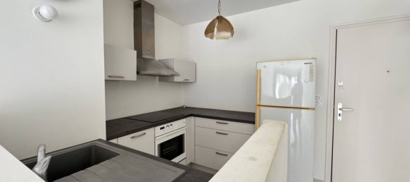 1 bedroom Apartment in Valence, France No. 203625 3