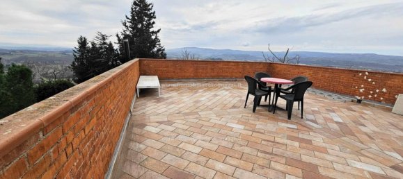 2 bedrooms House in Certaldo, Italy No. 361851 4