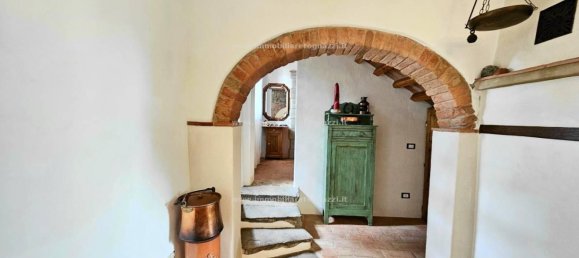 2 bedrooms House in Certaldo, Italy No. 361851 2