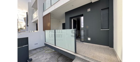 4 bedrooms House in Corroios, Portugal No. 102833 9