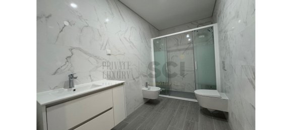 4 bedrooms House in Corroios, Portugal No. 102833 21