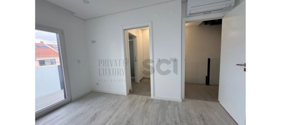 4 bedrooms House in Corroios, Portugal No. 102833 26