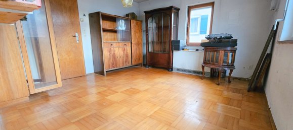 2 Schlafzimmer Haus in Reutlingen, Germany, Nr. 218586 9