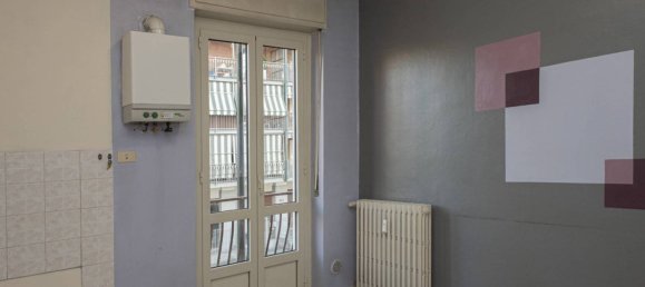 2 bedrooms Apartment in Turin, Italy No. 211126 16