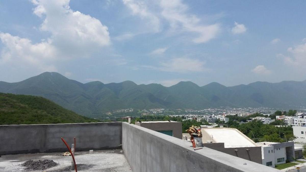 4 bedrooms House in Nuevo Leon, Mexico No. 175480