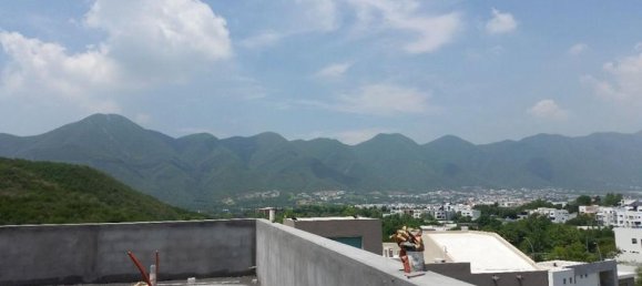 4 bedrooms House in Nuevo Leon, Mexico No. 175480 2