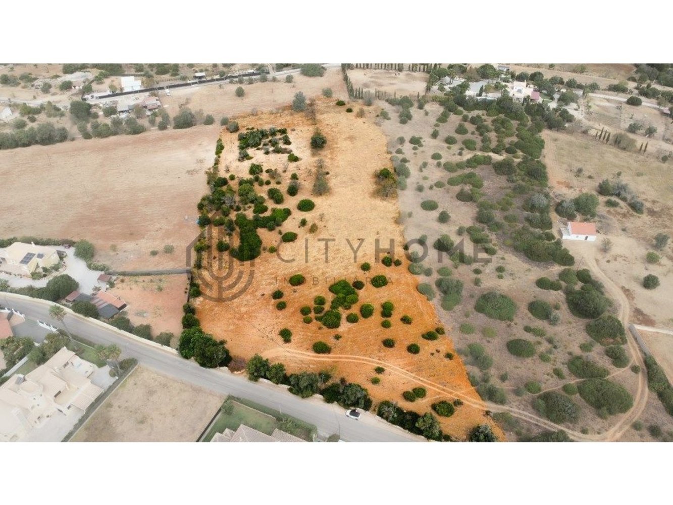 Land in Lagoa, Portugal No. 353627