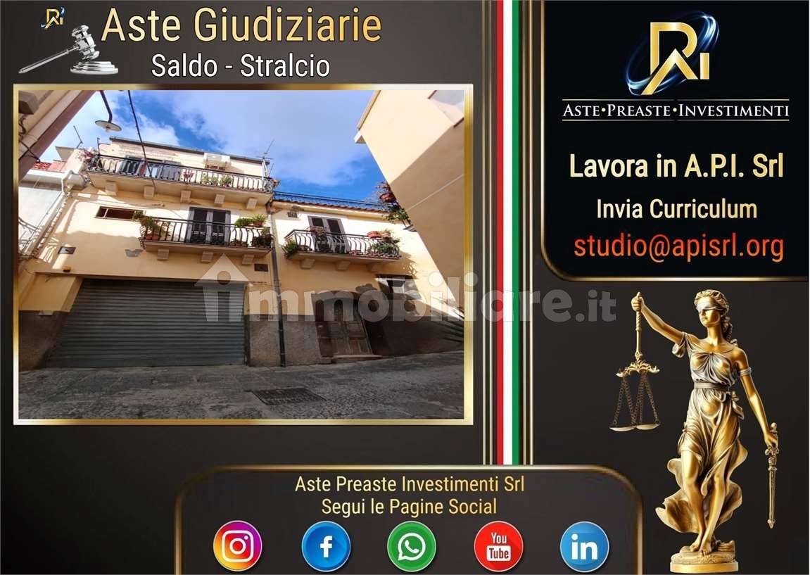 2 bedrooms Apartment in Vizzini, Italy No. 291346