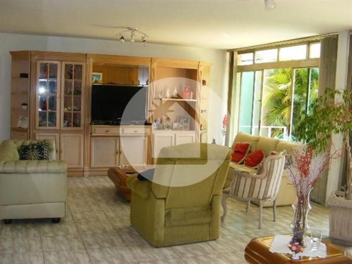 Дом с 3 спальнями в Сан-Паулу, Бразилия № 478831