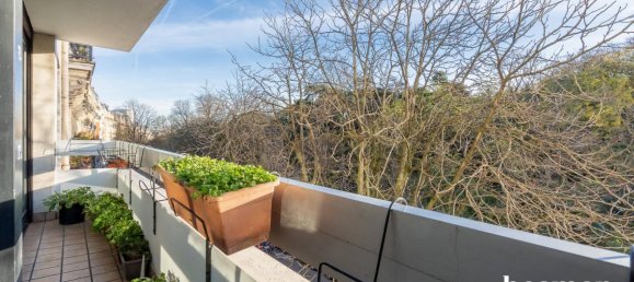 3 bedrooms Apartment in Paris, France No. 163548 3