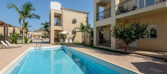 3 Schlafzimmer Property in Chania, Greece, Nr. 3330 2