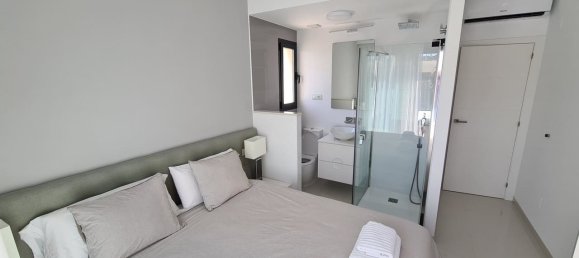 2 bedrooms Apartment in Alicante, Spain No. 188103 9