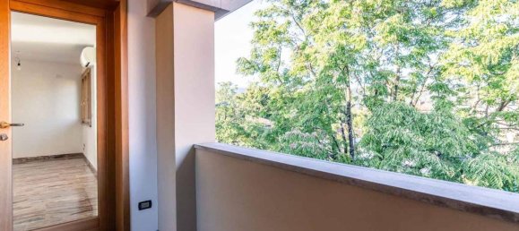 7 rooms Penthouse in Udine, Italy No. 74418 27