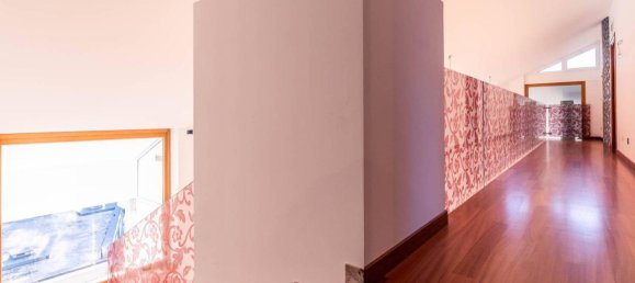 7 rooms Penthouse in Udine, Italy No. 74418 7