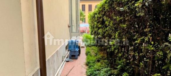 2 bedrooms Apartment in Florence, Italy No. 337578 8