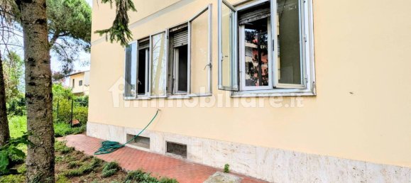 2 bedrooms Apartment in Florence, Italy No. 337578 9