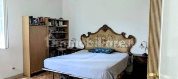 2 bedrooms Apartment in Florence, Italy No. 337578 16