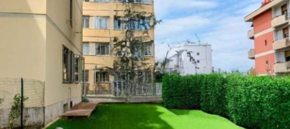 2 bedrooms Apartment in Florence, Italy No. 337578 5