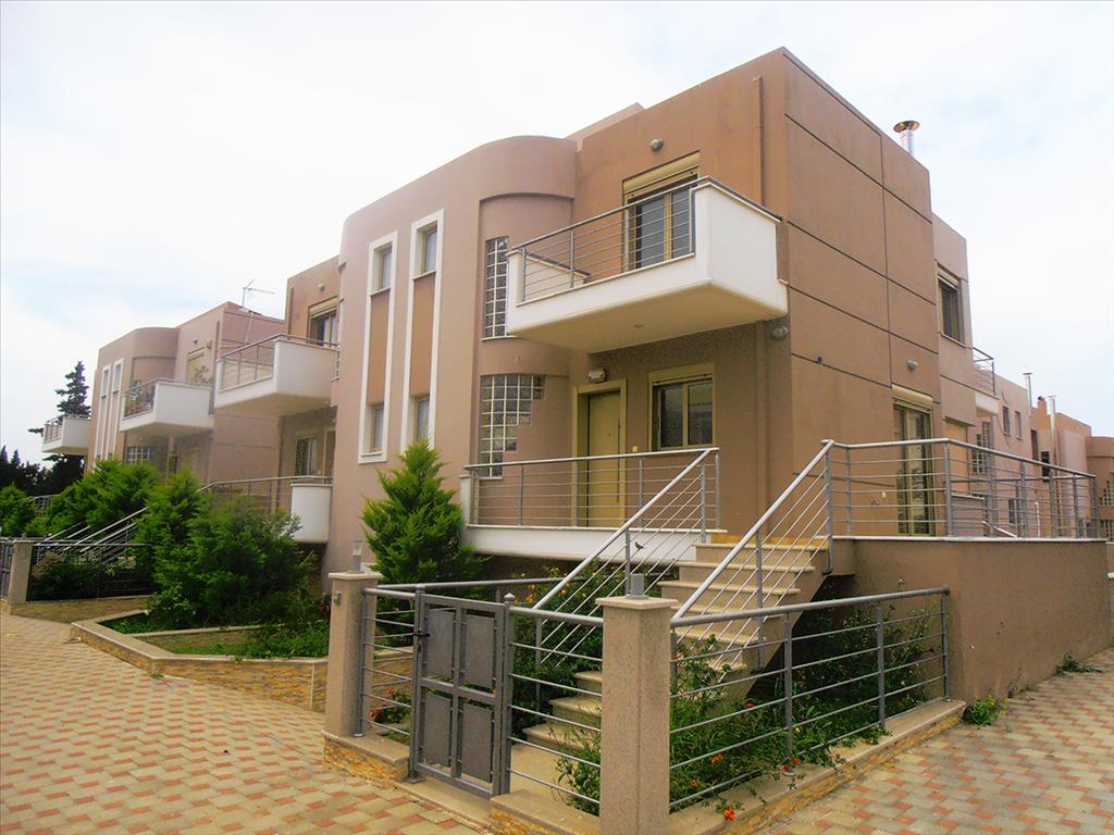 4 bedrooms Property in Loutraki, Greece No. 7892