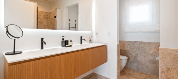 3 Schlafzimmer Stadthaus in Marbella, Spain, Nr. 172012 11