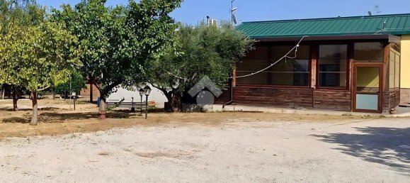 163m² Commercial property in Tortoreto, Italy No. 259065 15