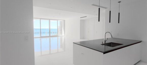 2 غرف نوم عقار تجاري في Miami, الولايات المتحدة رقم 614498 8