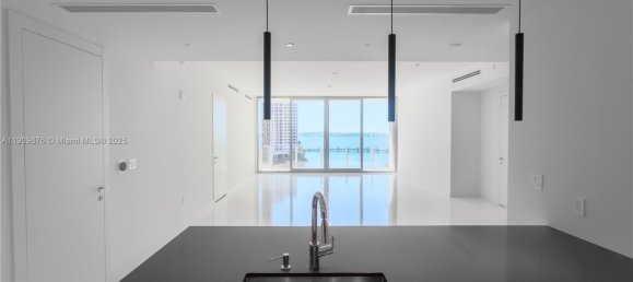2 غرف نوم عقار تجاري في Miami, الولايات المتحدة رقم 614498 4