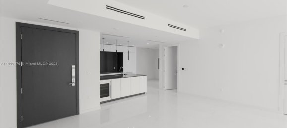 2 غرف نوم عقار تجاري في Miami, الولايات المتحدة رقم 614498 10