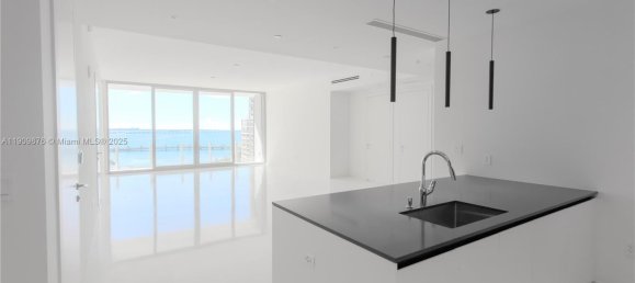 2 غرف نوم عقار تجاري في Miami, الولايات المتحدة رقم 614498 7