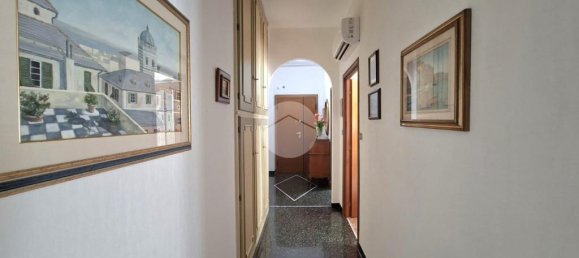 2 bedrooms Apartment in Genoa, Italy No. 298341 12