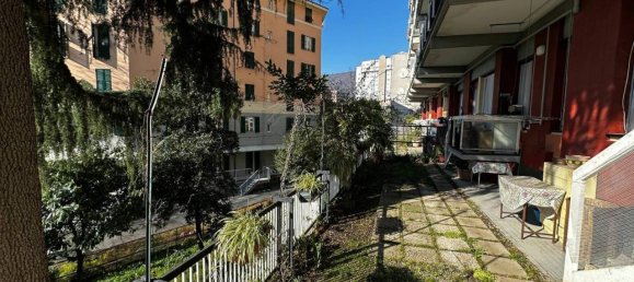 5-salle Appartement à Genoa, Italy No. 26680 18