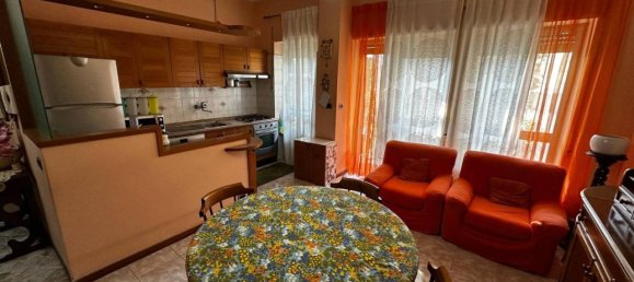 5-salle Appartement à Genoa, Italy No. 26680 6