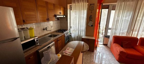 5-salle Appartement à Genoa, Italy No. 26680 4