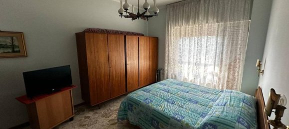 5-salle Appartement à Genoa, Italy No. 26680 12