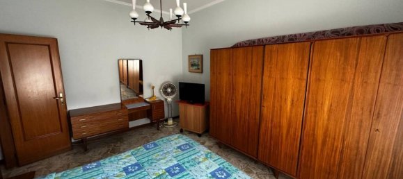 5-salle Appartement à Genoa, Italy No. 26680 14