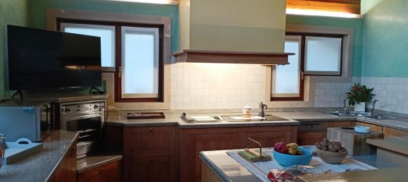 13 rooms Villa in Castelcucco, Italy No. 232749 11