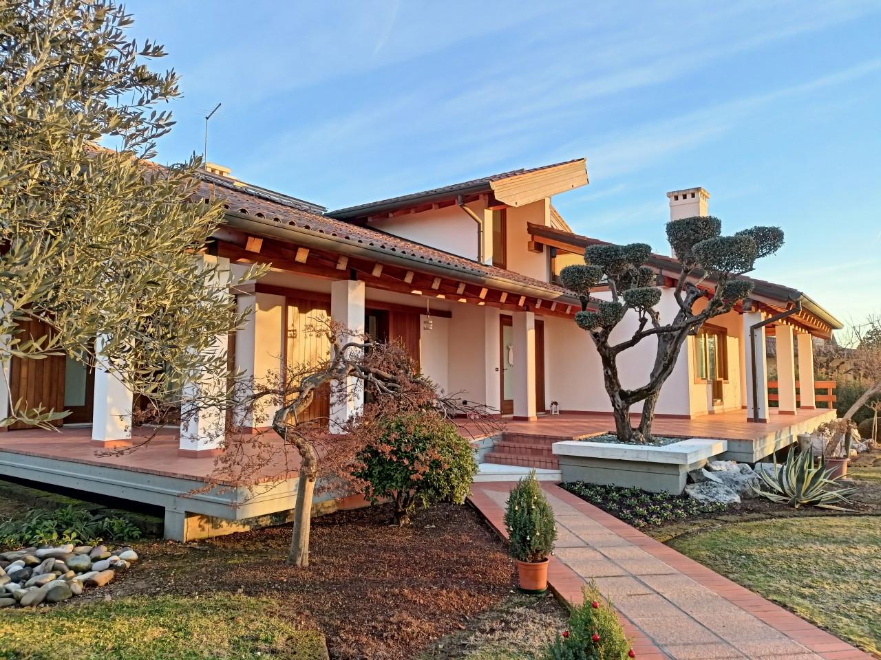 13 rooms Villa in Castelcucco, Italy No. 232749