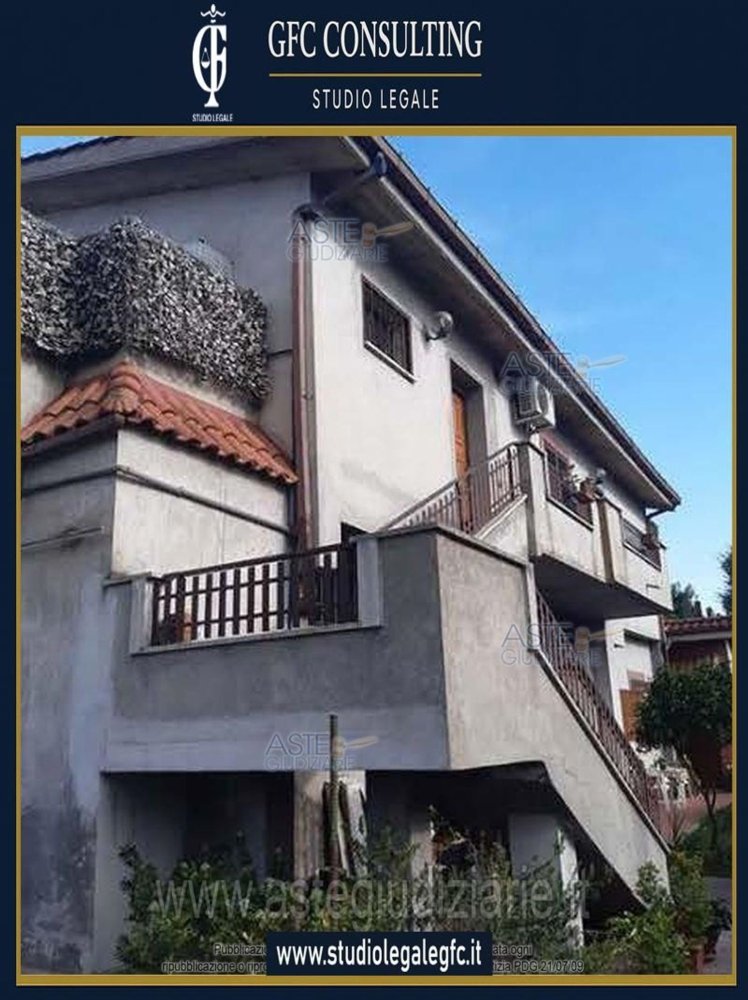 Apartamento de 5 dormitorios en Rome, Italy No. 399869