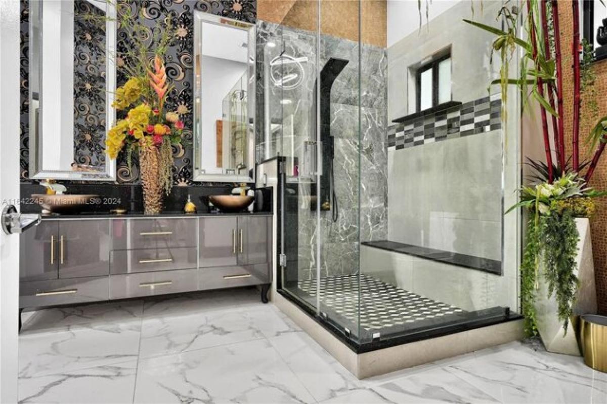 Дом с 4 спальнями в Майами-Лейкс, США № 377442