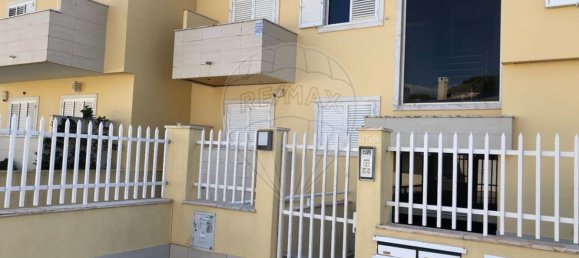 2 غرف نوم منزل ذو طابقين في Cascais, Portugal رقم 161218 19