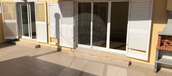 2 غرف نوم منزل ذو طابقين في Cascais, Portugal رقم 161218 10