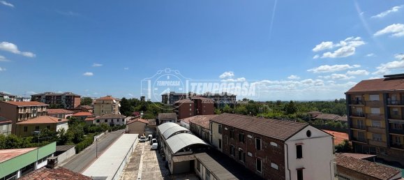 Apartamento de 3 divisões em Casale Monferrato, Italy N.º 274058 12