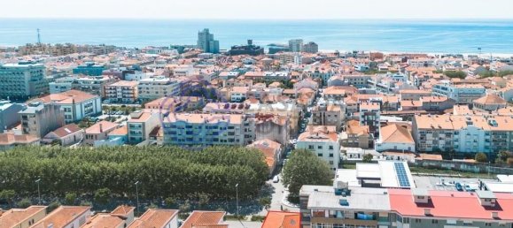 Casa de 6 dormitorios en Espinho, Portugal No. 65851 24