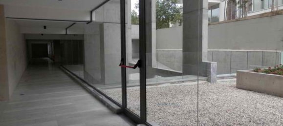 2 bedrooms Apartment in Nicosia, Cyprus No. 12750 14