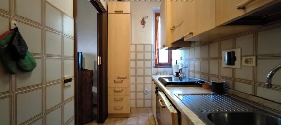 Квартира с 4 комнатами в Террануова Браччолини, Италия № 70901 20