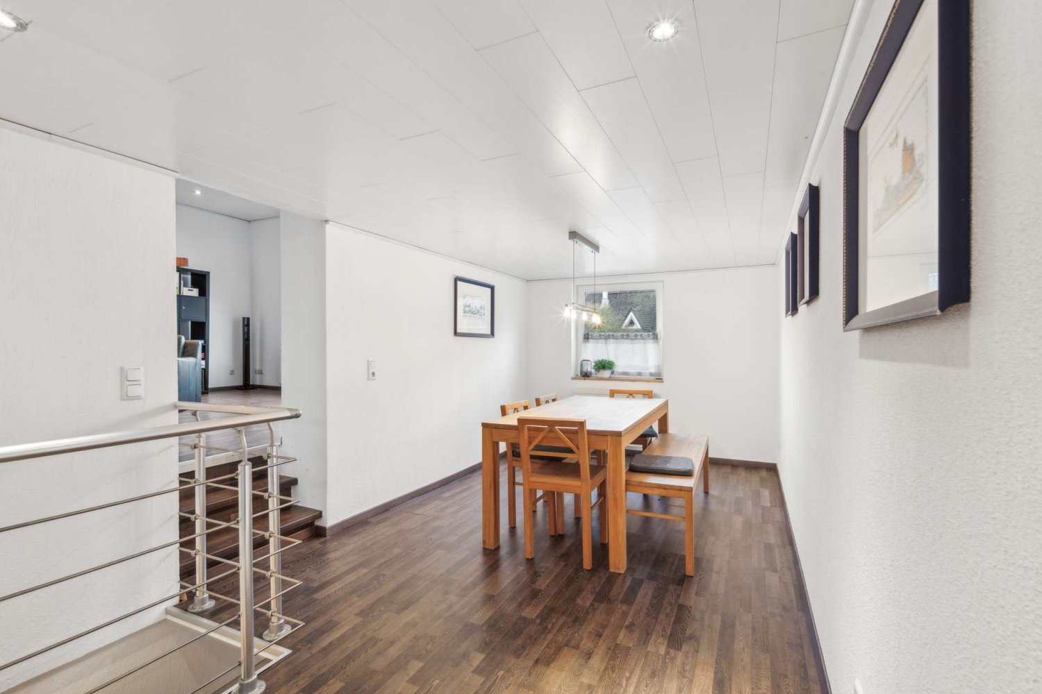 Casa de 6 habitaciónes en Limburg-Weilburg, Germany No. 166549