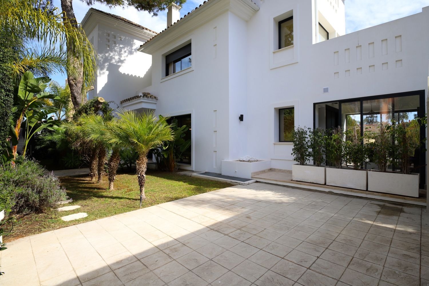 Villa T6 em Marbella, Spain N.º 36382